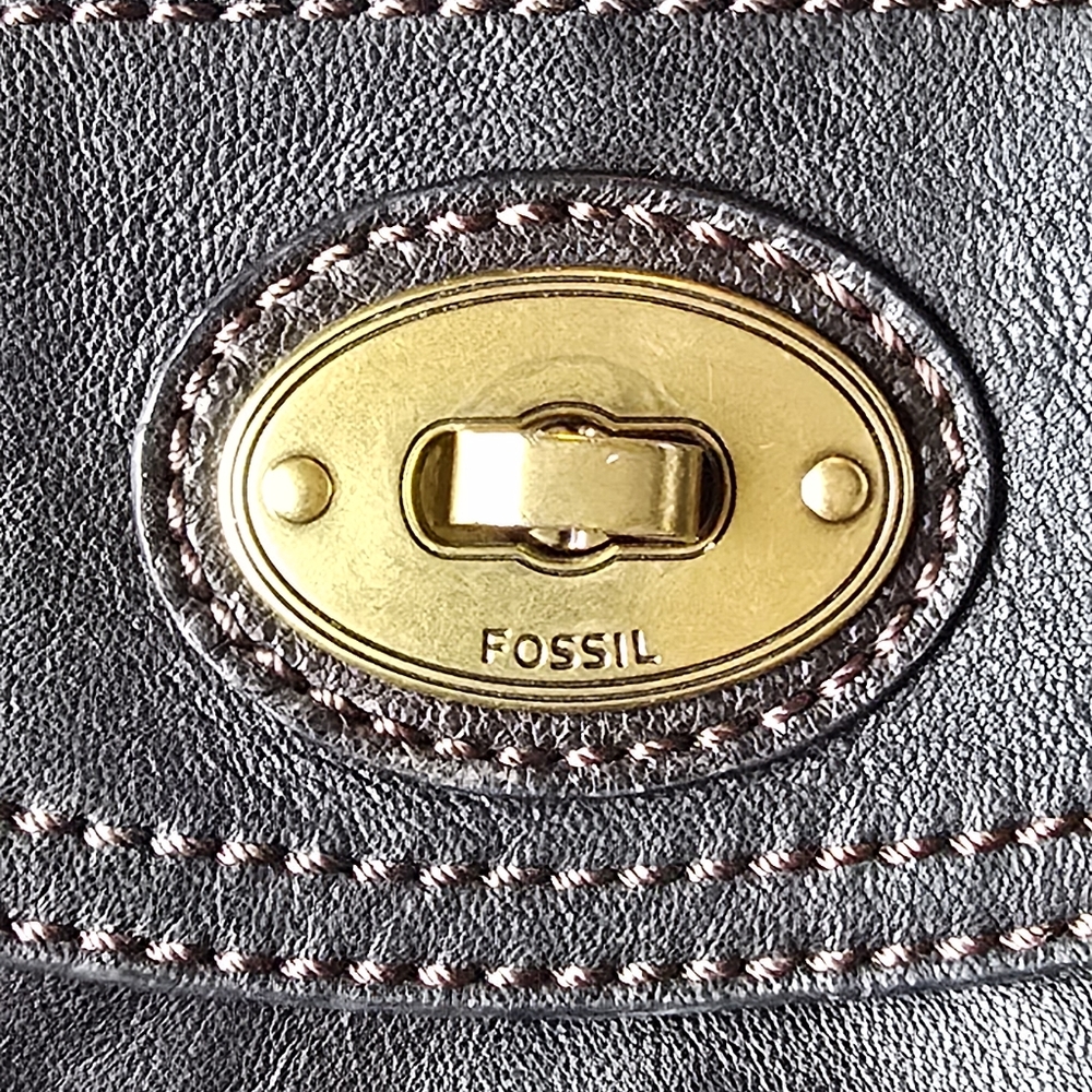 Fossil Black Carson Genuine Leather Crossbody Interior Wallet Gold Hardware - Picture 6 of 13